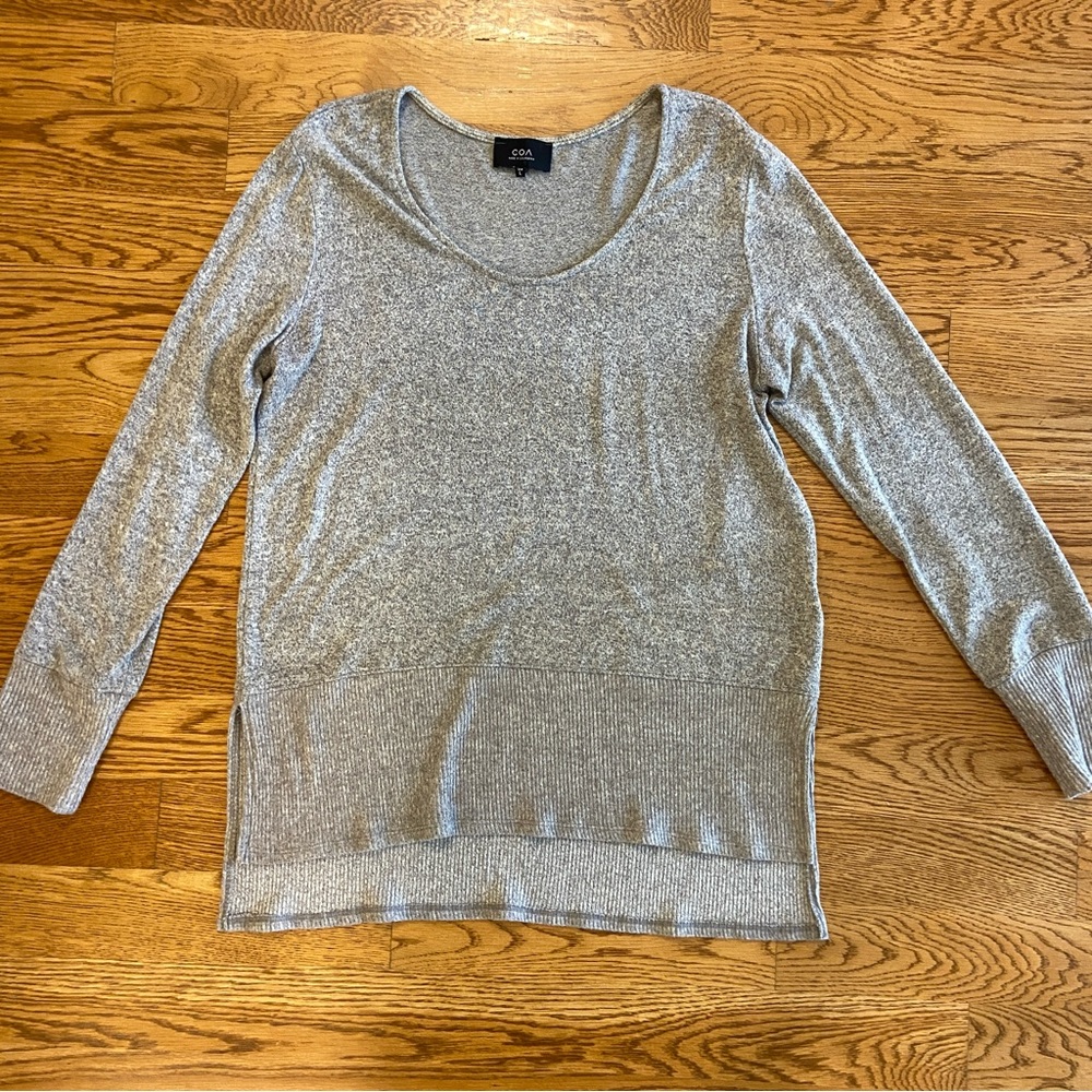 Coa light weight tunic style sweater